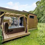 Hall Vakantiepark *